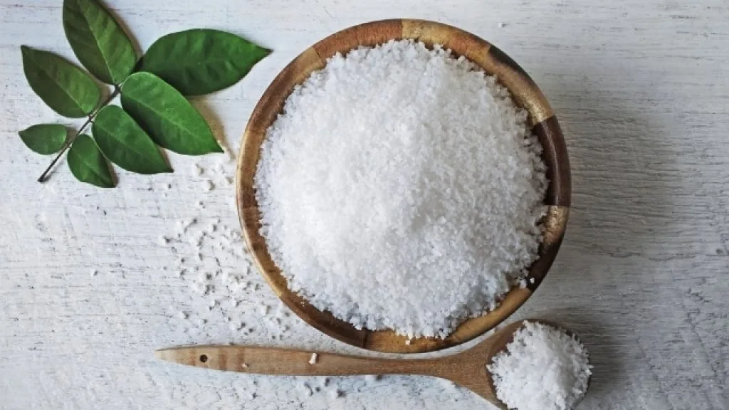 muối để xua đuổi vận xui