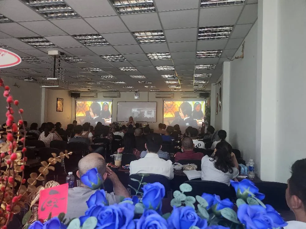 Học viên khai giảng lớp kinh dịch k134 của Viện Phong Thủy Sư